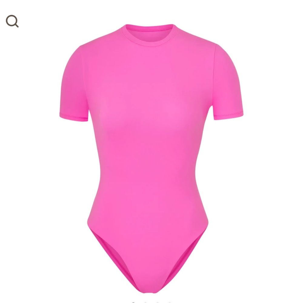 Skims Neón orchid bodysuit